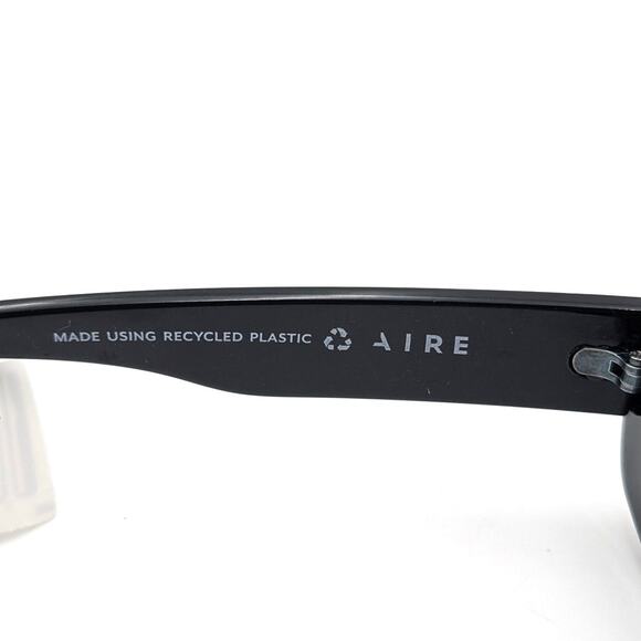 Aire Ceres Unisex Rectangle Sunglasses Black Frame with Smoke Mono Lens Size M - Picture 5 of 7